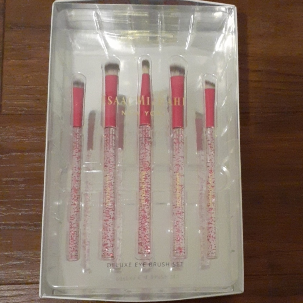 Isaac Mizrahi Makeup Brushes NIB